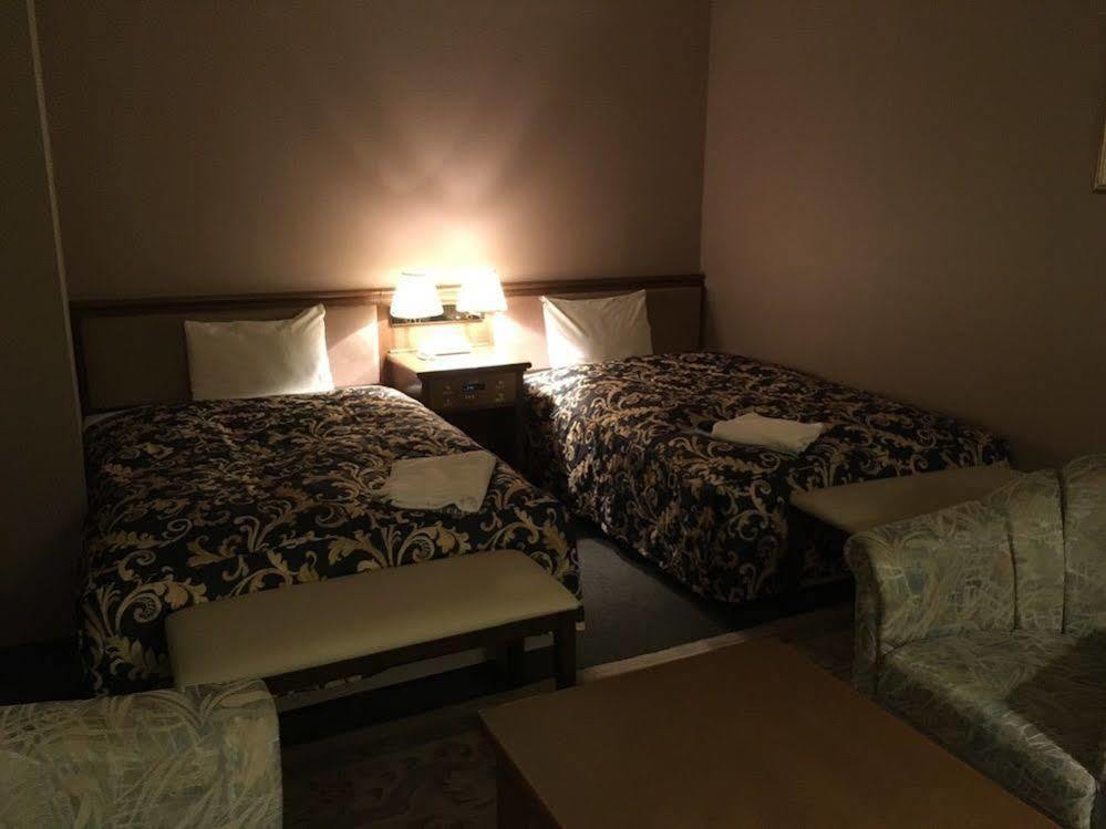 Hotel Crown Hills Takefu Echizen  Esterno foto